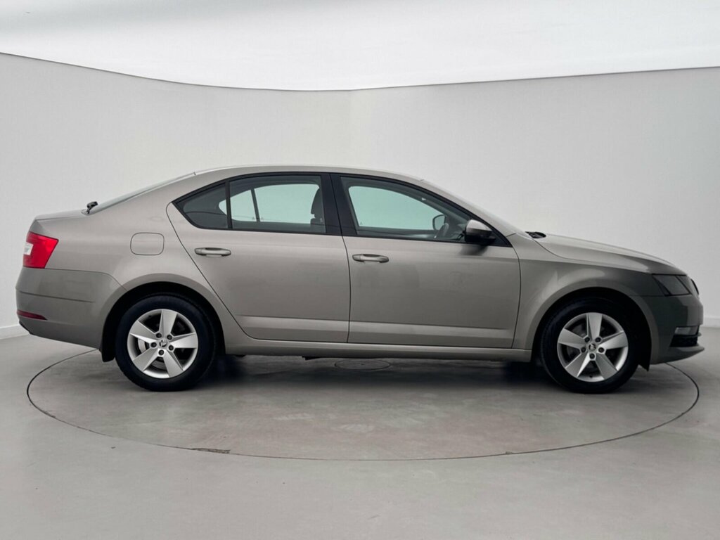 Skoda Octavia 1.4 Tsi Se Euro 6 Ss Beige #6