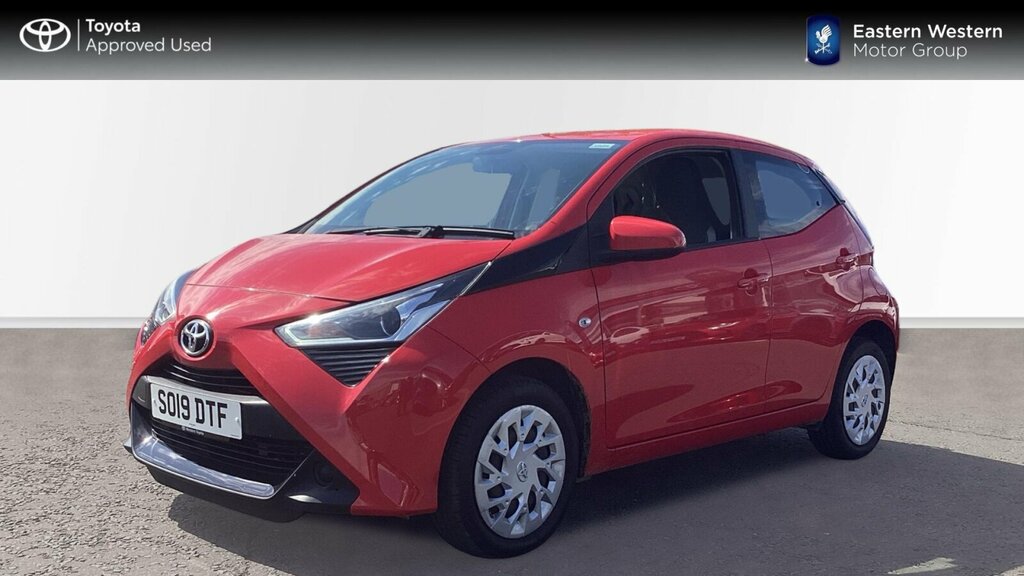 Toyota Aygo 1.0 Vvt-i X-play Euro 6 Red #3
