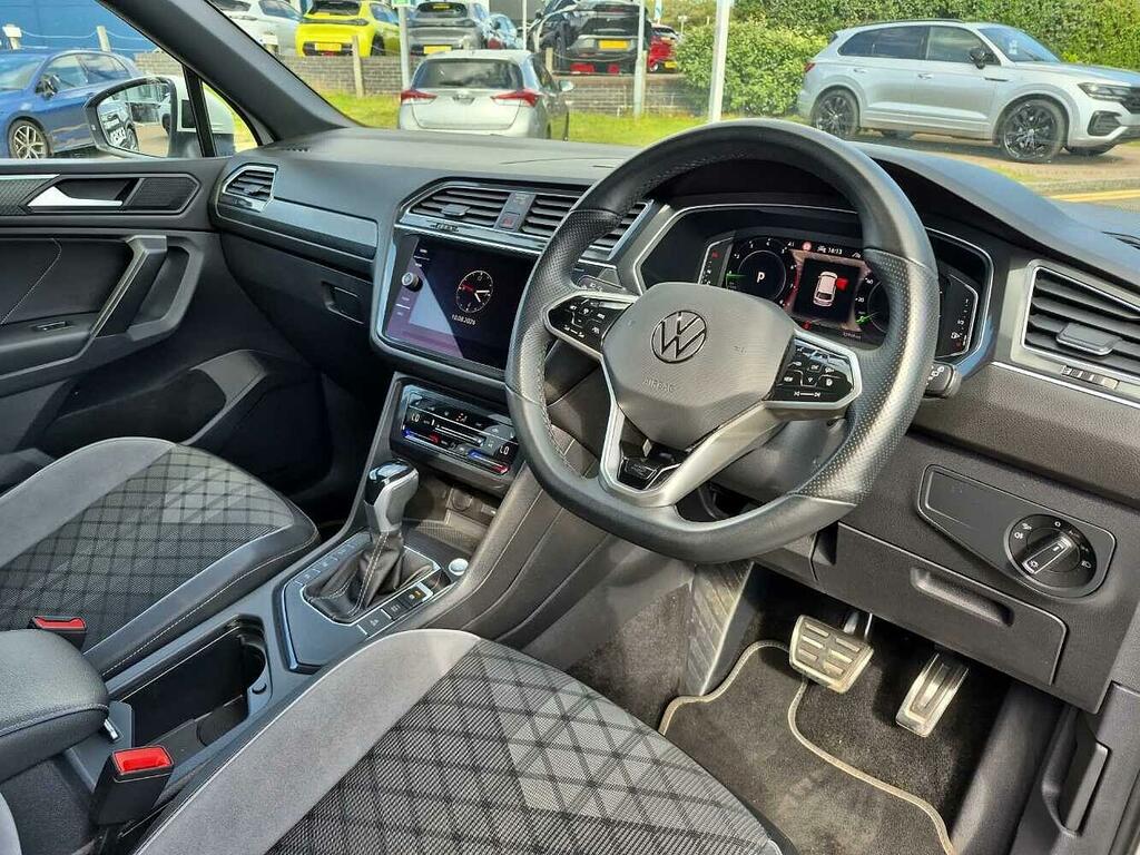 Volkswagen Tiguan Allspace R-line 1.5 Tsi 150Ps 7-Speed Dsg White #6