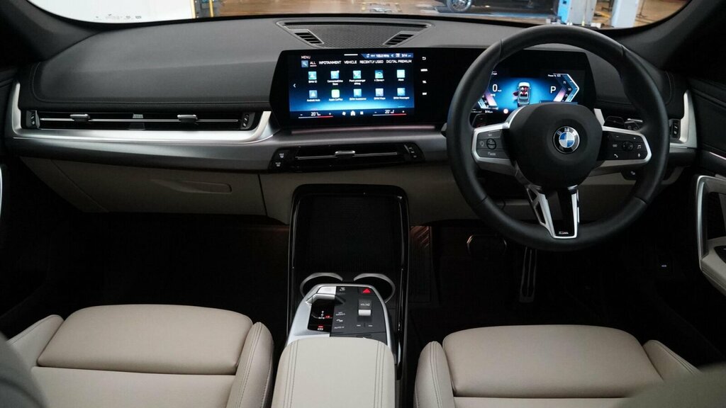 BMW X1 2.0 23I Mht M Sport Suv Hybrid Dct Xdri Green #4