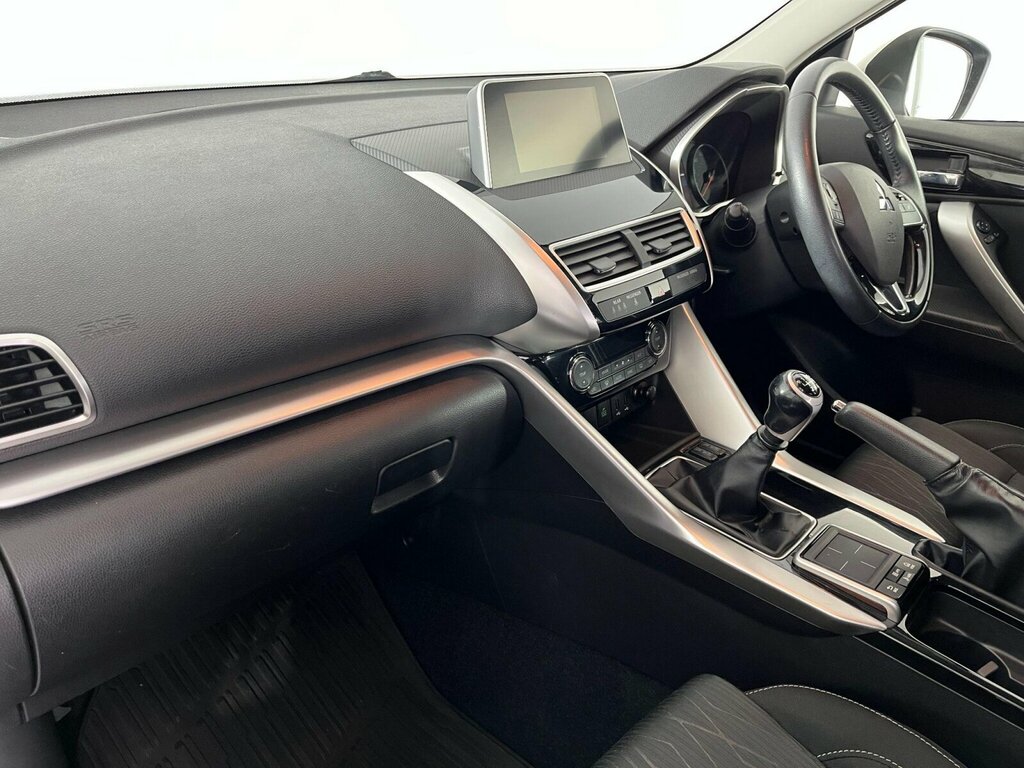 Mitsubishi Eclipse Cross 1.5T 3 Euro 6 Ss SN68XZC White #2