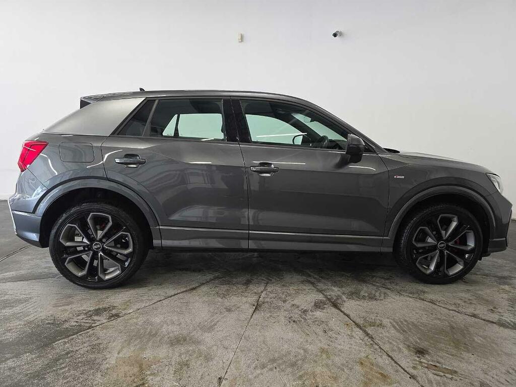 Audi Q2 S Line 35 Tfsi 150 Ps S Tronic SK21EDX Grey #4