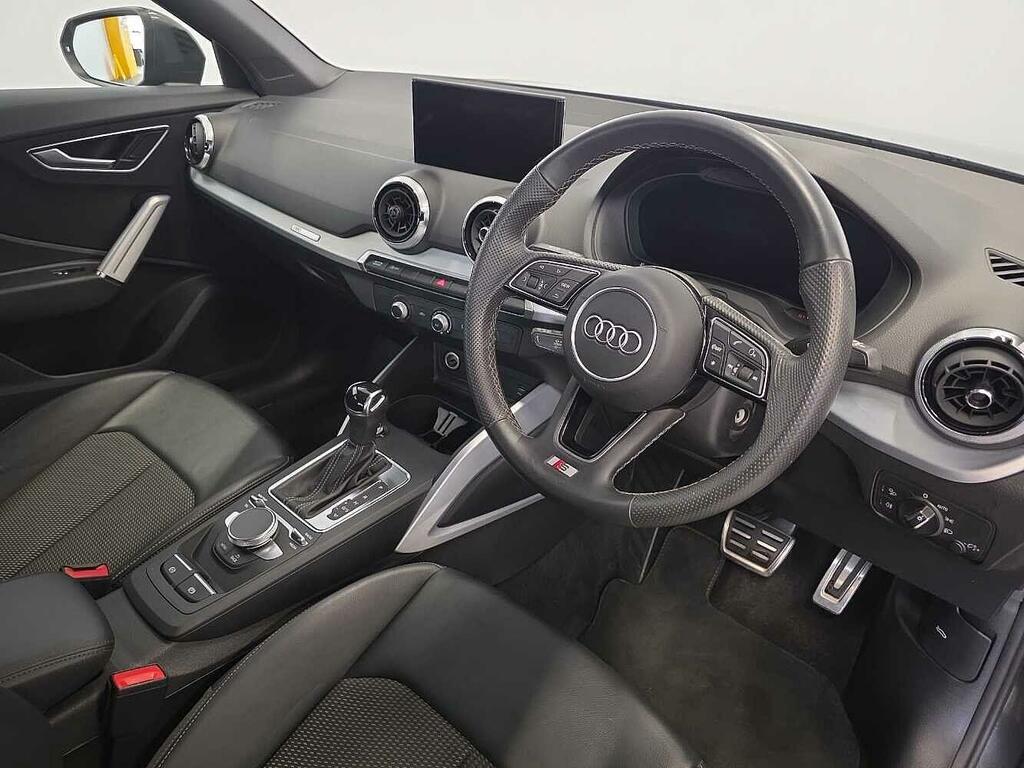 Audi Q2 S Line 35 Tfsi 150 Ps S Tronic SK21EDX Grey #6
