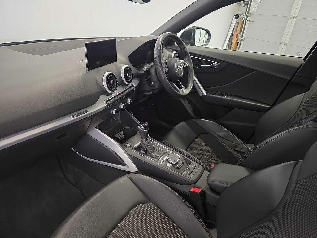 Audi Q2 S Line 35 Tfsi 150 Ps S Tronic SK21EDX Grey #2