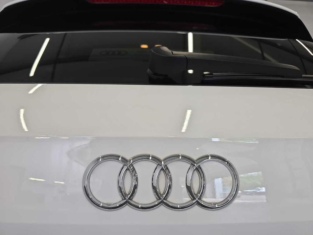Audi Q2 1.5 Tfsi 35 Sport Suv S Tronic 150 Ps Grey #16