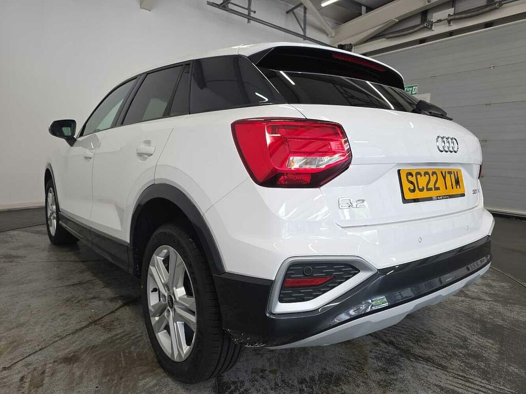 Audi Q2 Sport 30 Tfsi 110 Ps 6-Speed White #3
