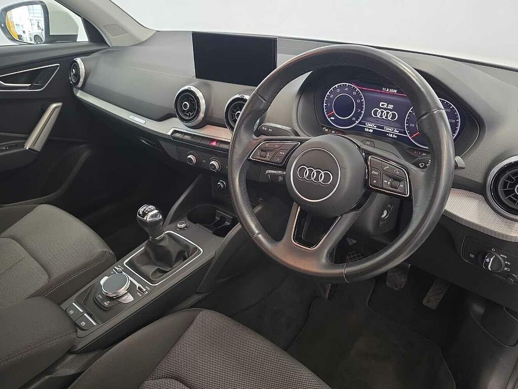Audi Q2 Sport 30 Tfsi 110 Ps 6-Speed White #6