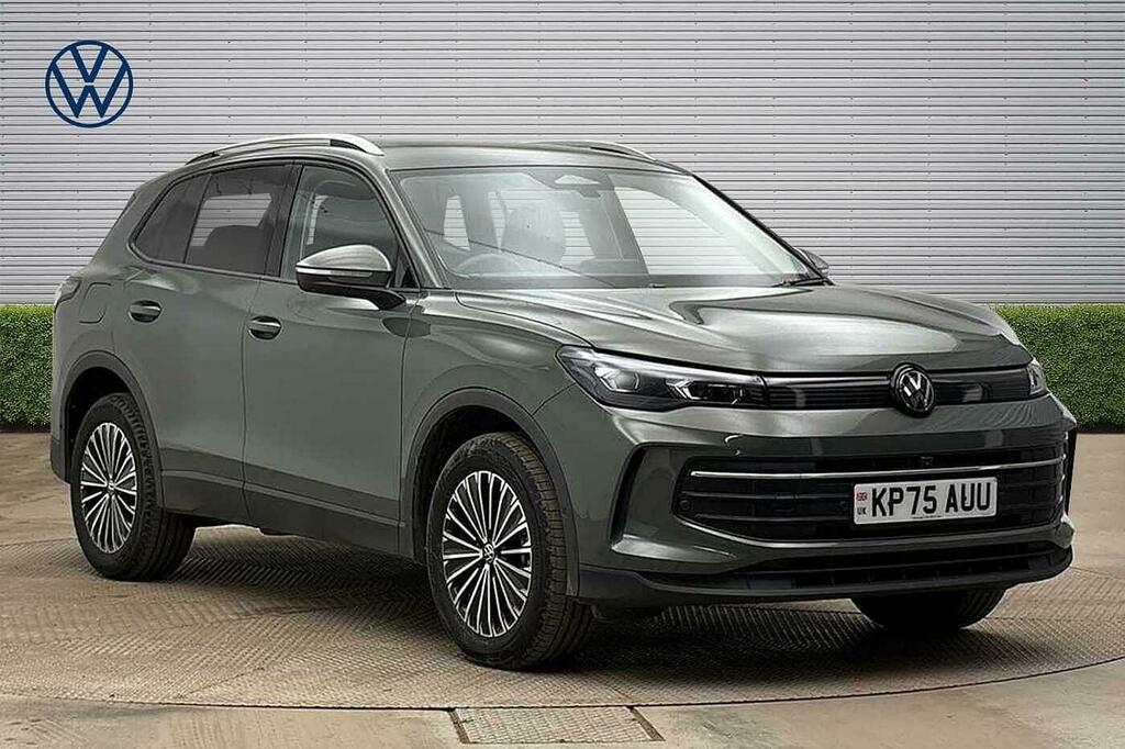 Volkswagen Tiguan 1.5 Etsi 150 R-line Dsg Green #1