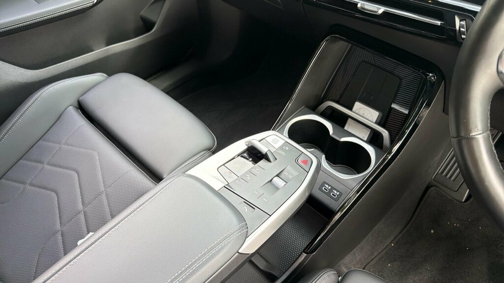 BMW X1 1.5 20I Mht Sport Suv Hybrid Dct Sdrive Green #10