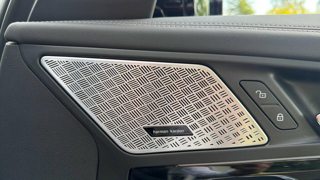 BMW X1 1.5 20I Mht Sport Suv Hybrid Dct Sdrive Green #20