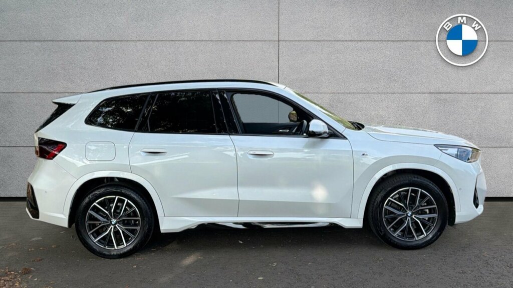 BMW X1 1.5 20I Mht Sport Suv Hybrid Dct Sdrive Green #3
