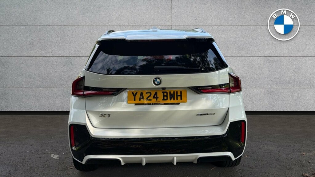 BMW X1 1.5 20I Mht Sport Suv Hybrid Dct Sdrive Green #15