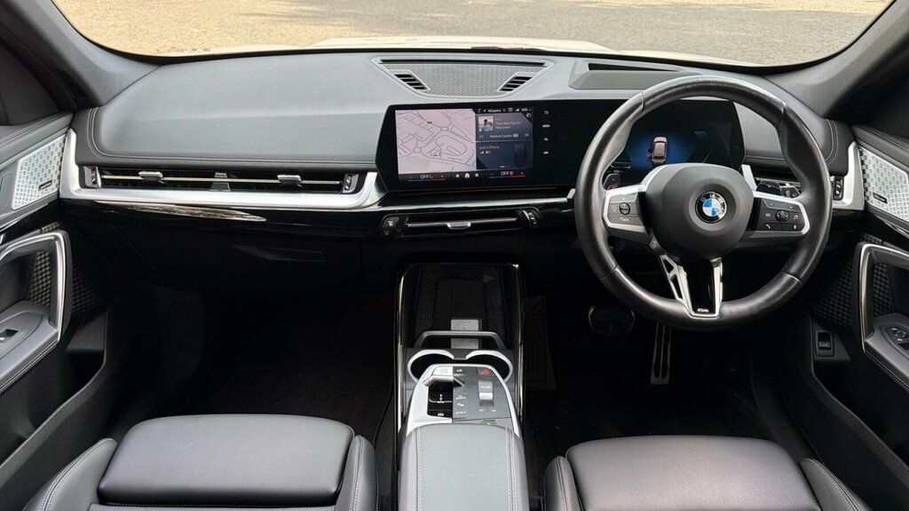BMW X1 1.5 20I Mht Sport Suv Hybrid Dct Sdrive Green #4