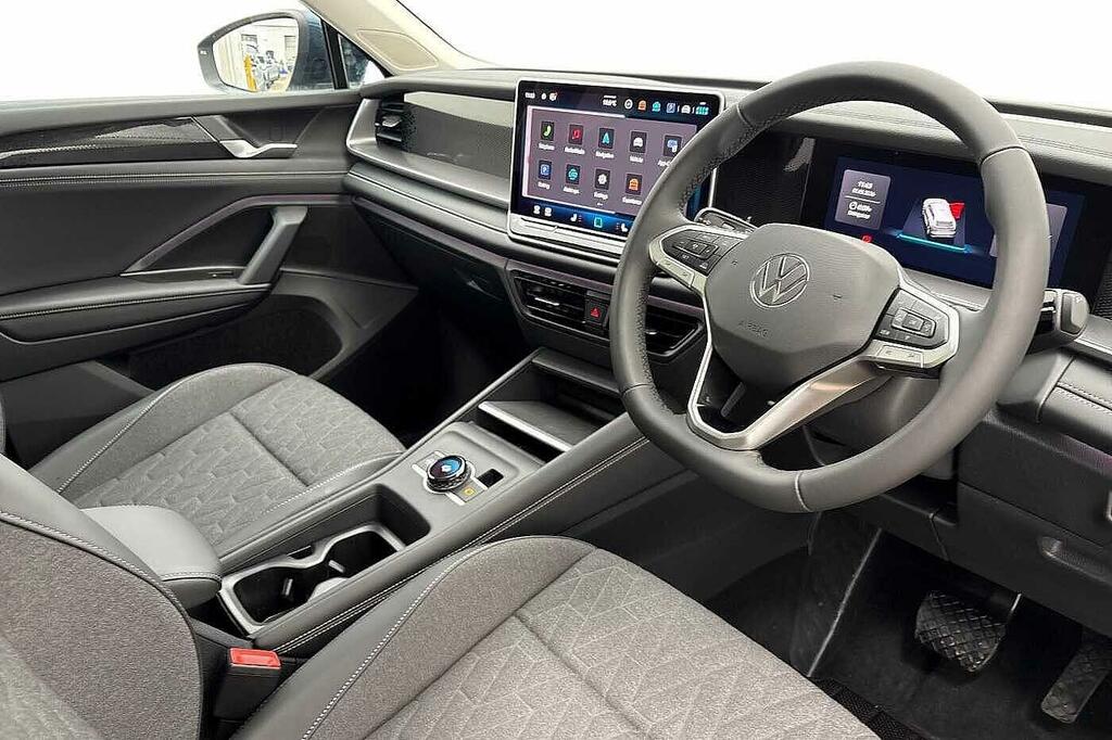 Volkswagen Tayron 1.5 Etsi Match Dsg7 7 Seat Area View Blue #6