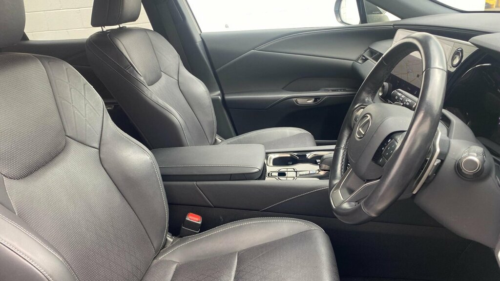 Lexus RX 500H 2.4 Direct4 F-sport Takumi White #13