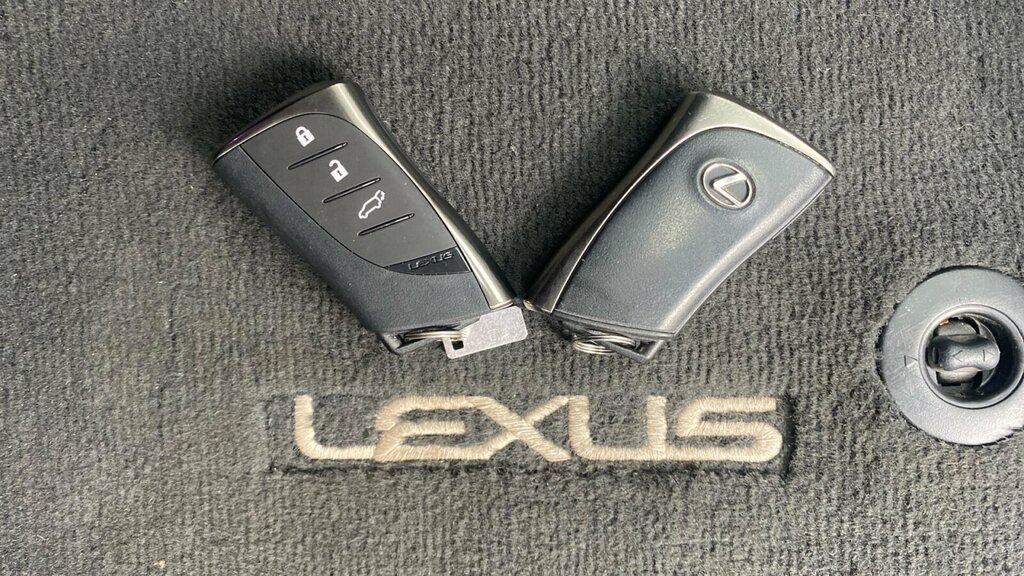 Lexus RX 500H 2.4 Direct4 F-sport Takumi White #28