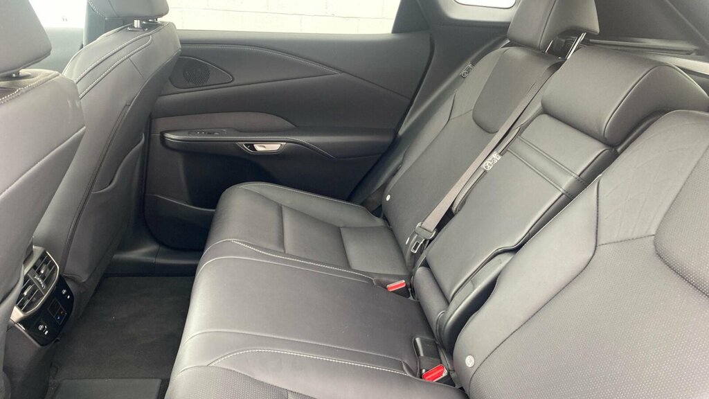 Lexus RX 500H 2.4 Direct4 F-sport Takumi White #16