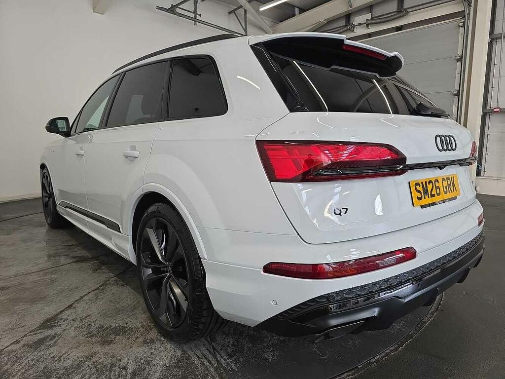 Audi Q7 Suv Black Edition Tdi Quattro 231 Ps Tiptronic White #3