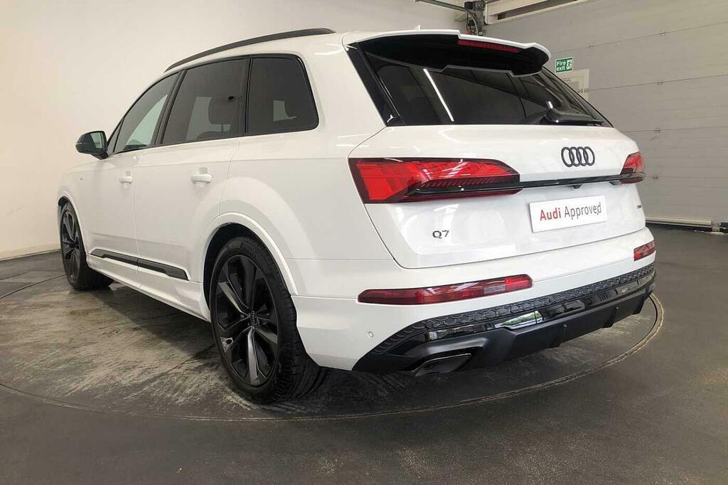 Audi Q7 Suv Black Edition Tdi Quattro 286 Ps Tiptronic White #3