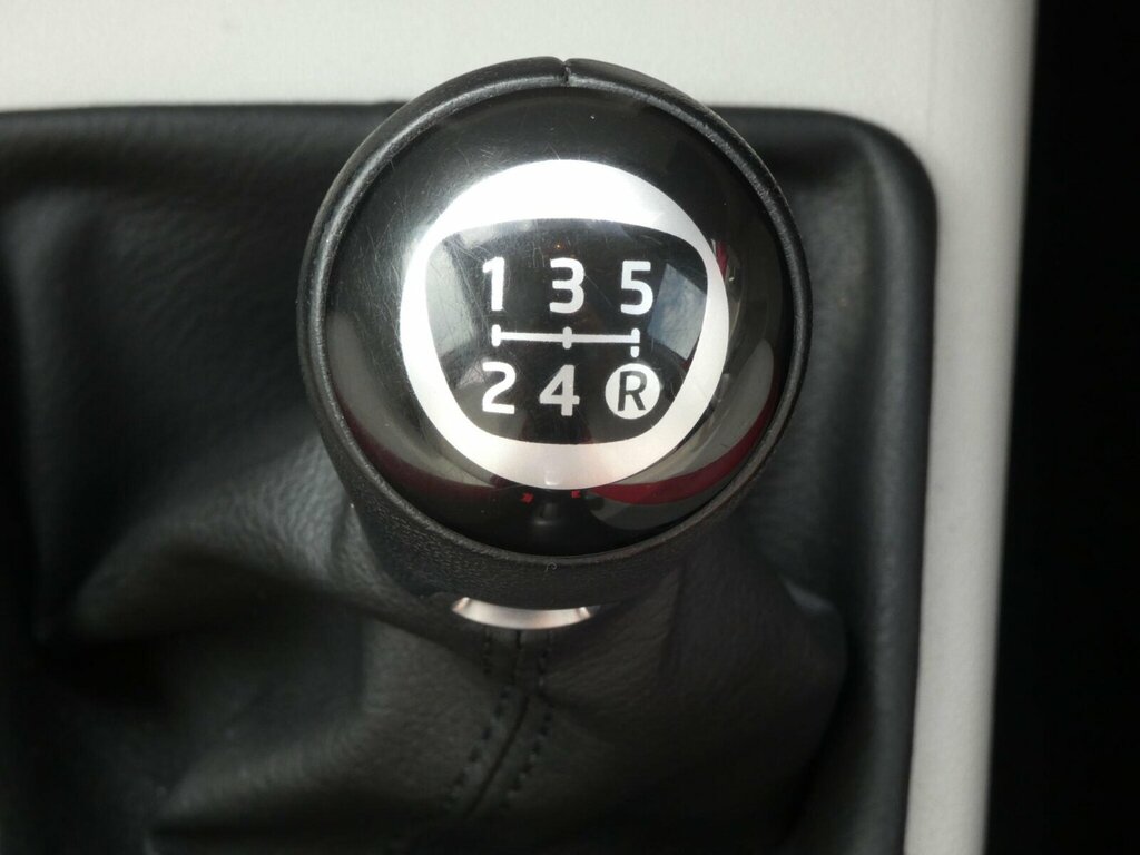 Volkswagen Up Ulez Freehistorysatnavphone20 Road Tax  #11