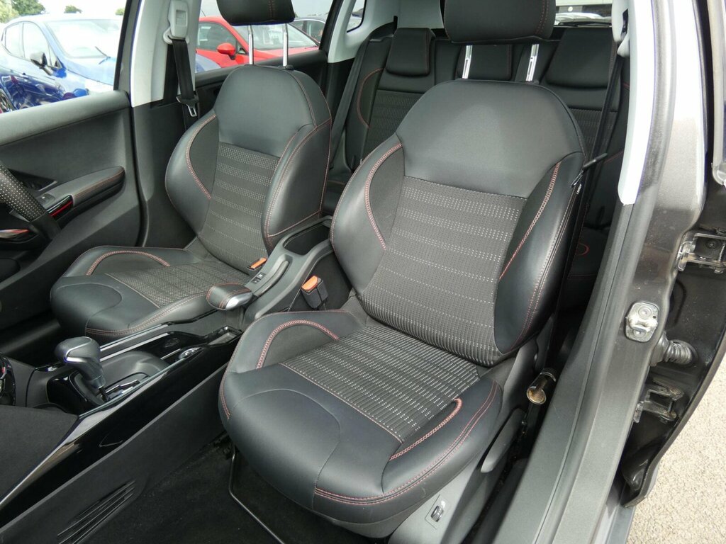 Peugeot 2008 1.2 Puretech Gpf Gt Line Suv Eur Red #29