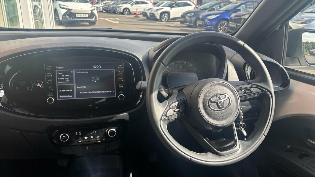 Toyota Aygo X 1.0 Vvt-i Pure Euro 6 Ss White #9