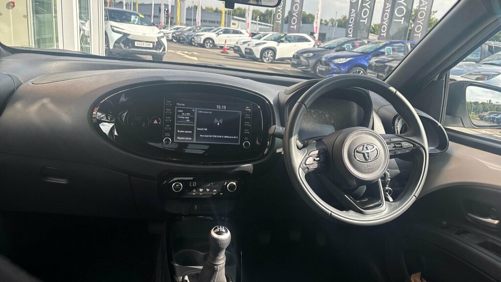 Toyota Aygo X 1.0 Vvt-i Pure Euro 6 Ss White #10