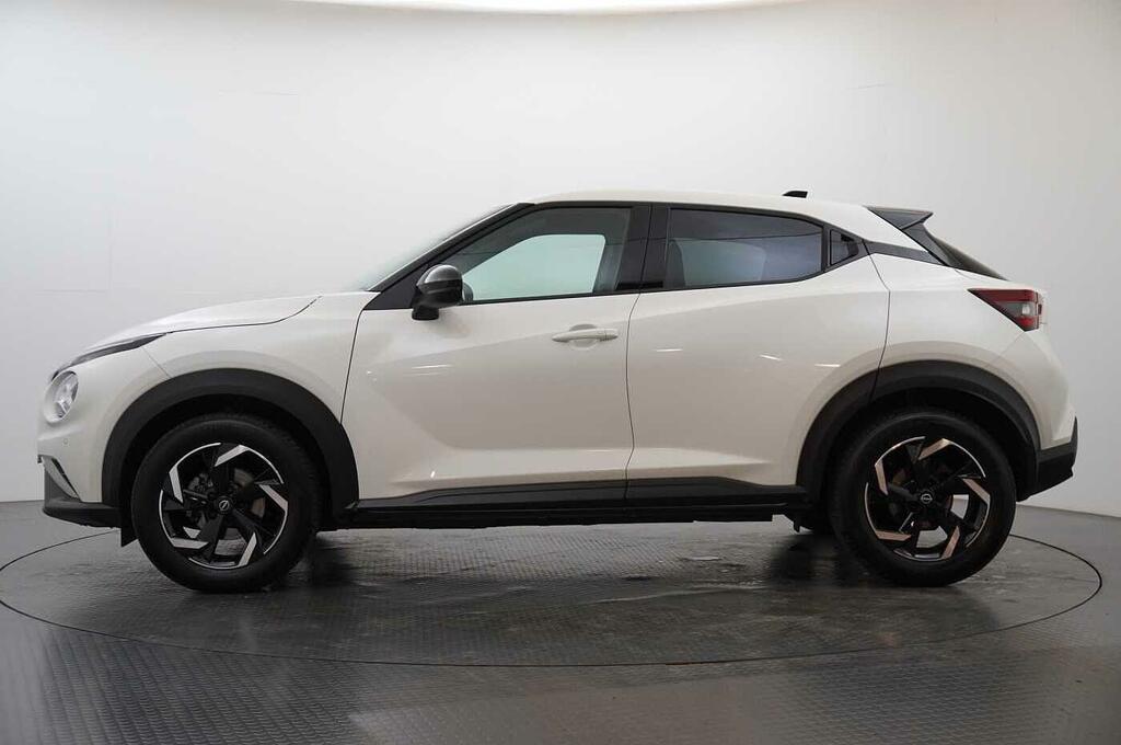 Nissan Juke 1.0 Dig-t 114 N-connecta With Sat Nav And Rear Vie DW23GGZ White #5
