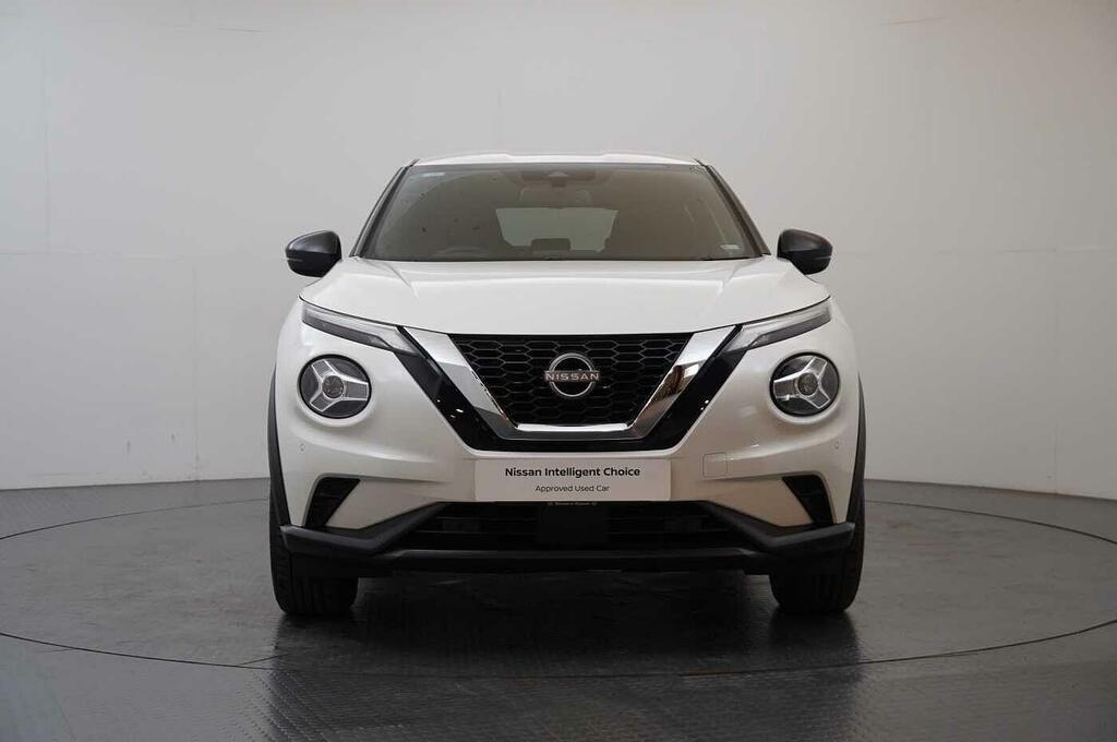Nissan Juke 1.0 Dig-t 114 N-connecta With Sat Nav And Rear Vie DW23GGZ White #4