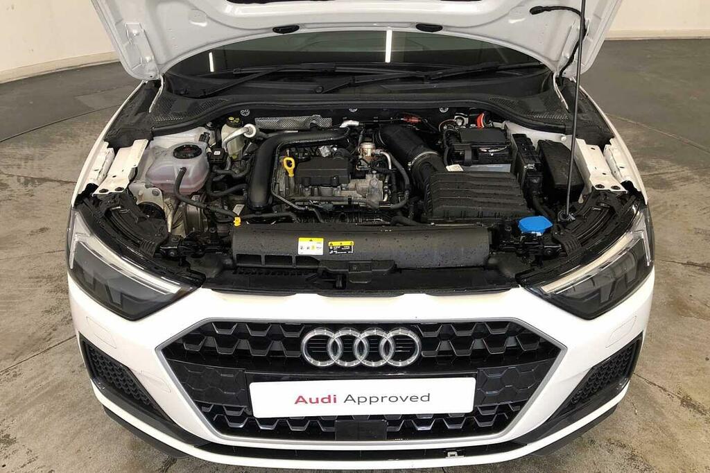 Audi A1 1.0 Tfsi 30 Citycarver S Tronic Euro 6 Ss White #9