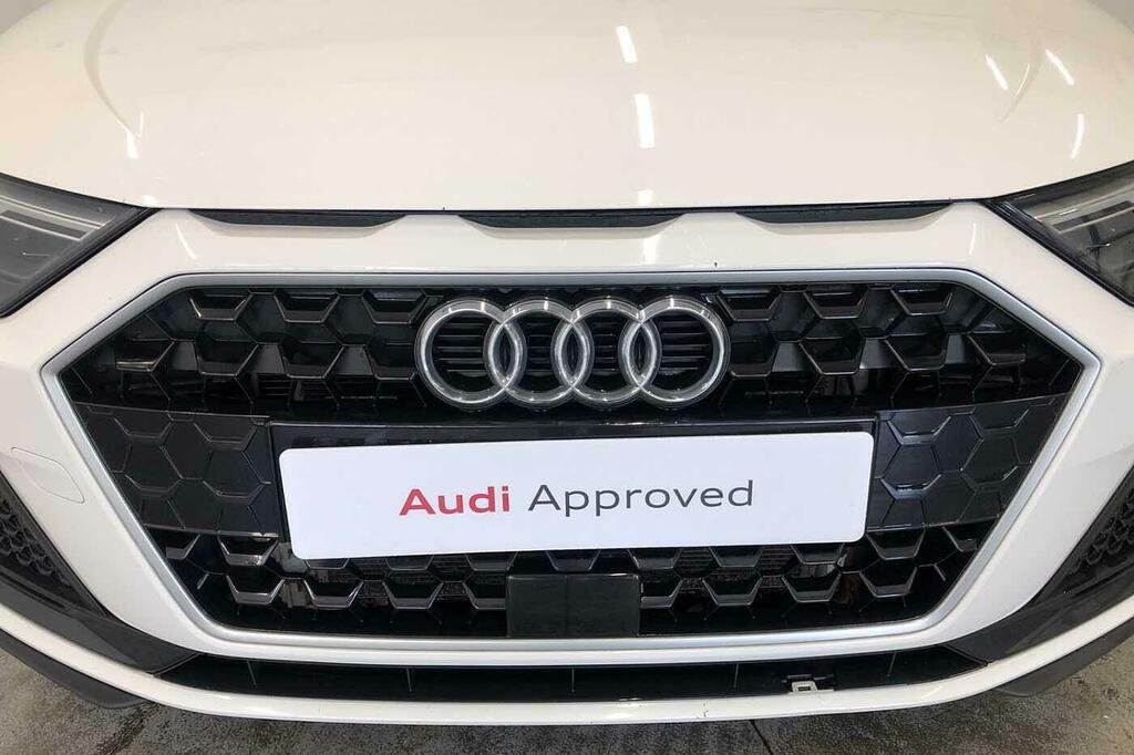 Audi A1 1.0 Tfsi 30 Citycarver S Tronic Euro 6 Ss White #18