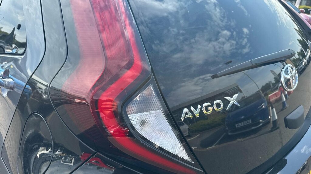 Toyota Aygo X 1.0 Vvt-i Pure Euro 6 Ss White #26