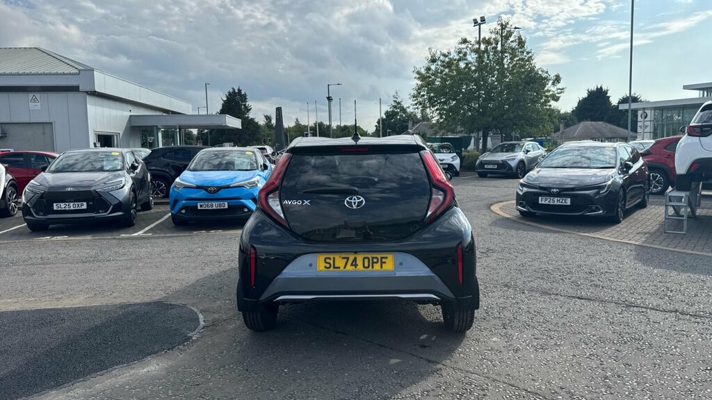 Toyota Aygo X 1.0 Vvt-i Exclusive X-shift Euro 6 Ss Grey #5