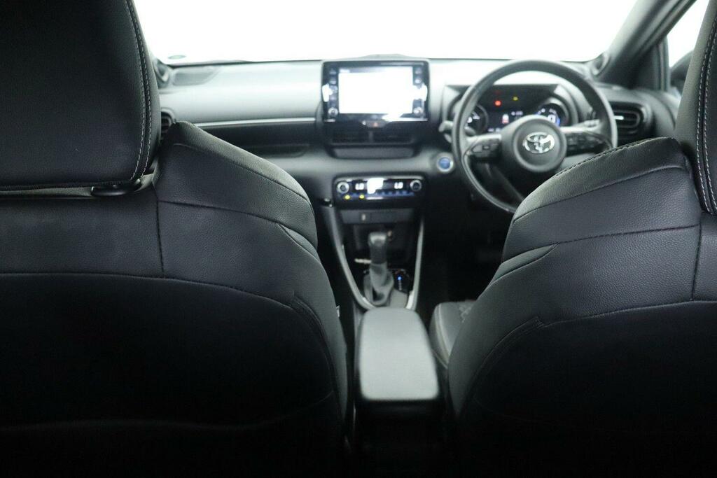 Toyota Yaris 1.5 Vvt-h Dynamic E-cvt Euro 6 Ss White #6