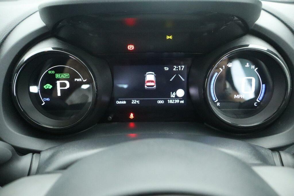 Toyota Yaris 1.5 Hybrid Icon Cvt Brown #10
