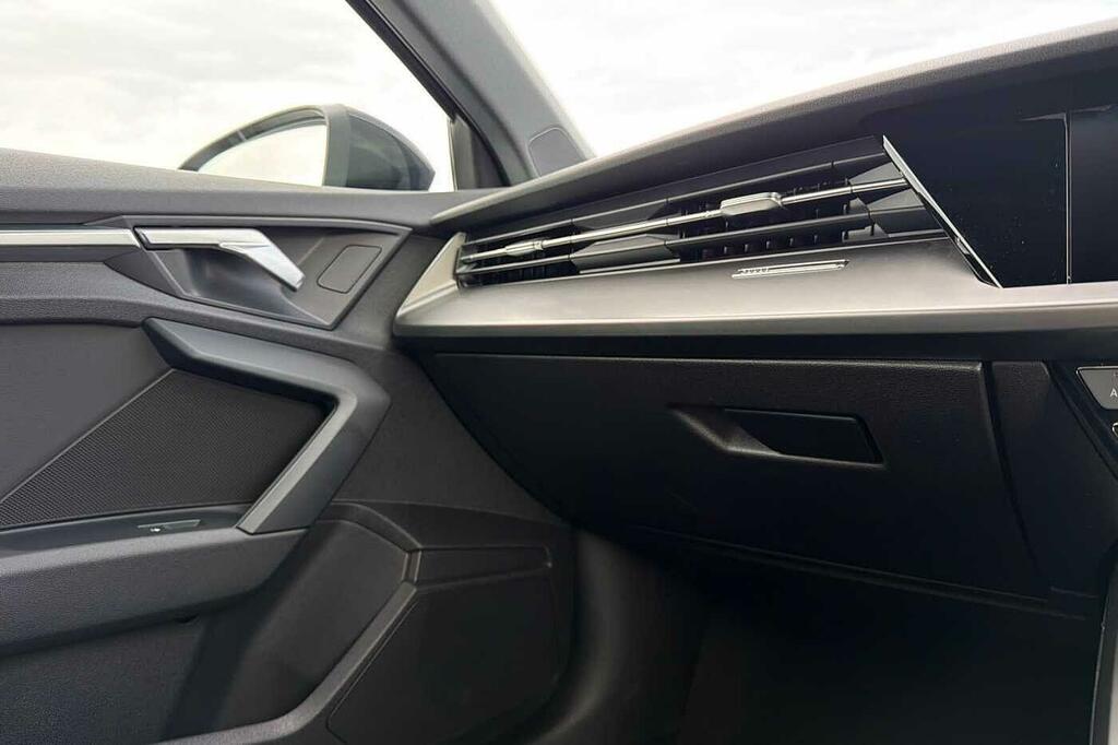 Audi A3 1.4 Tfsie 40 Sport Sportback Plug-in S Tronic 13Kw Black #38