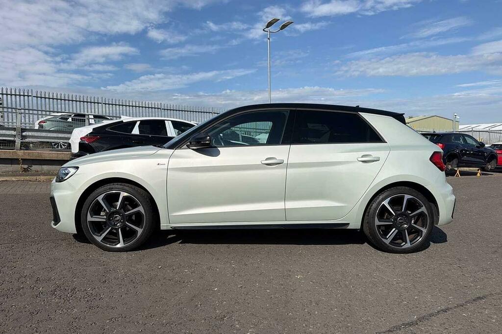Audi A1 1.0 Tfsi 25 Sport Sportback 95 White #15