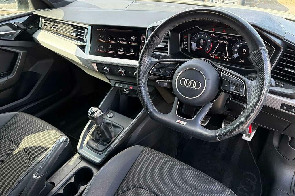 Audi A1 1.0 Tfsi 25 Sport Sportback 95 White #6