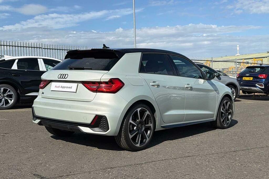 Audi A1 1.0 Tfsi 25 Sport Sportback 95 White #16