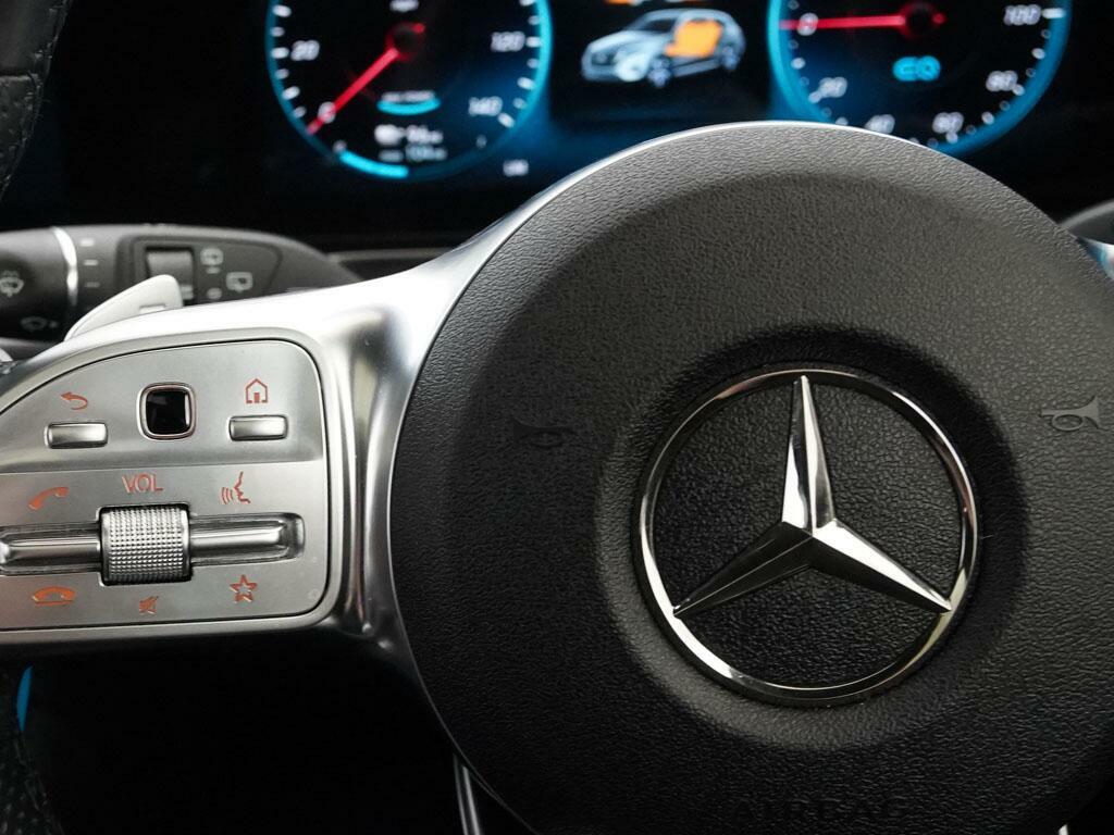 Mercedes-Benz EQC Eqc 400 300Kw Amg Line 80Kwh Black #27