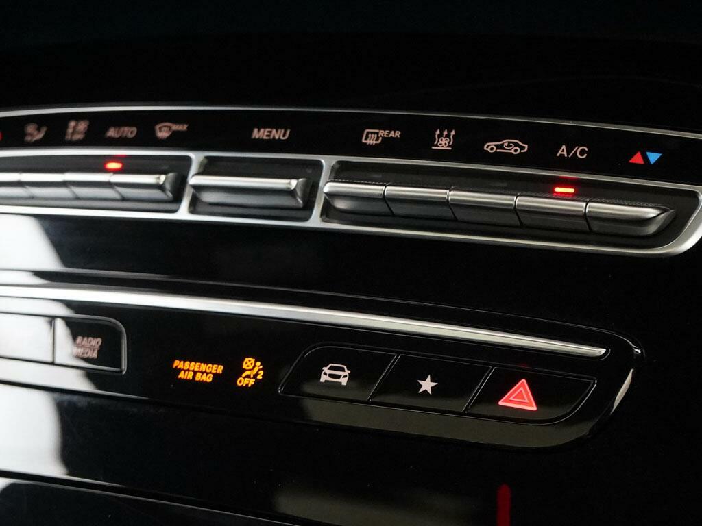 Mercedes-Benz EQC Eqc 400 300Kw Amg Line 80Kwh Black #24