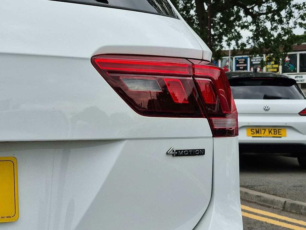 Volkswagen Tiguan Tiguan 2.0 Tsi 4Motion R-line Dsg White #42