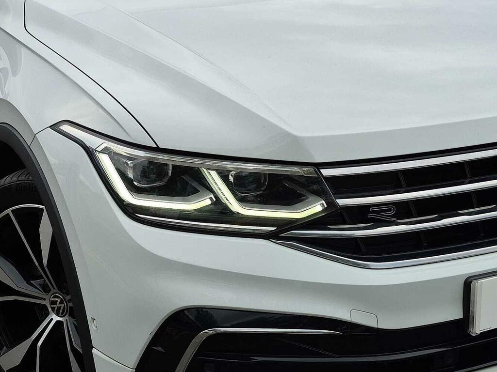 Volkswagen Tiguan Tiguan 2.0 Tsi 4Motion R-line Dsg White #9