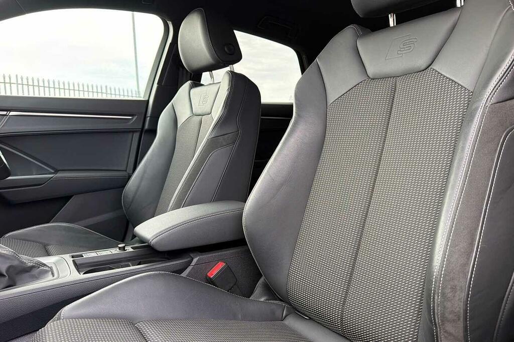 Audi Q3 1.5 Tfsi 35 Sport Suv S Tronic 150 Ps White #20