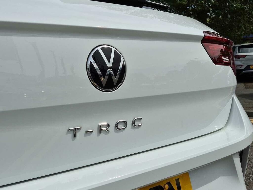 Volkswagen T-Roc Volkswagen T-roc Hatchback 1.5 Etsi 150 Life D White #41
