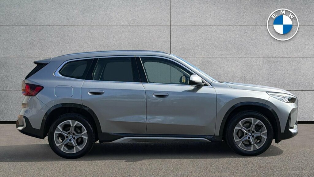 BMW X1 2.0 23I Mht Xline Suv Hybrid Dct Xdrive Silver #3