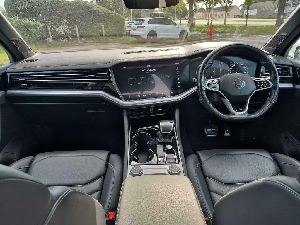 Volkswagen Touareg 3.0 Tdi V6 R-line Tiptronic 4Motion White #12