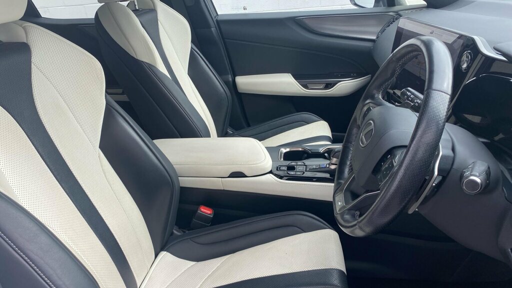 Lexus NX 450H 2.5 F-sport E-cvt Takumi Packsunroof Blue #13