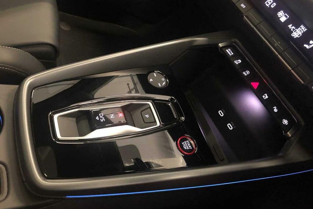Audi A3 1.5 Tfsi Sport Sportback S Tronic Euro Black #41