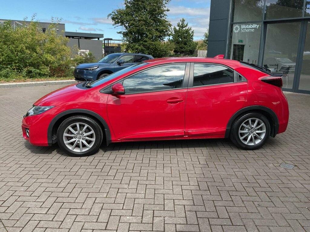 Honda Civic 1.6 I-dtec Se Plus Navi Euro 5 Ss Red #5
